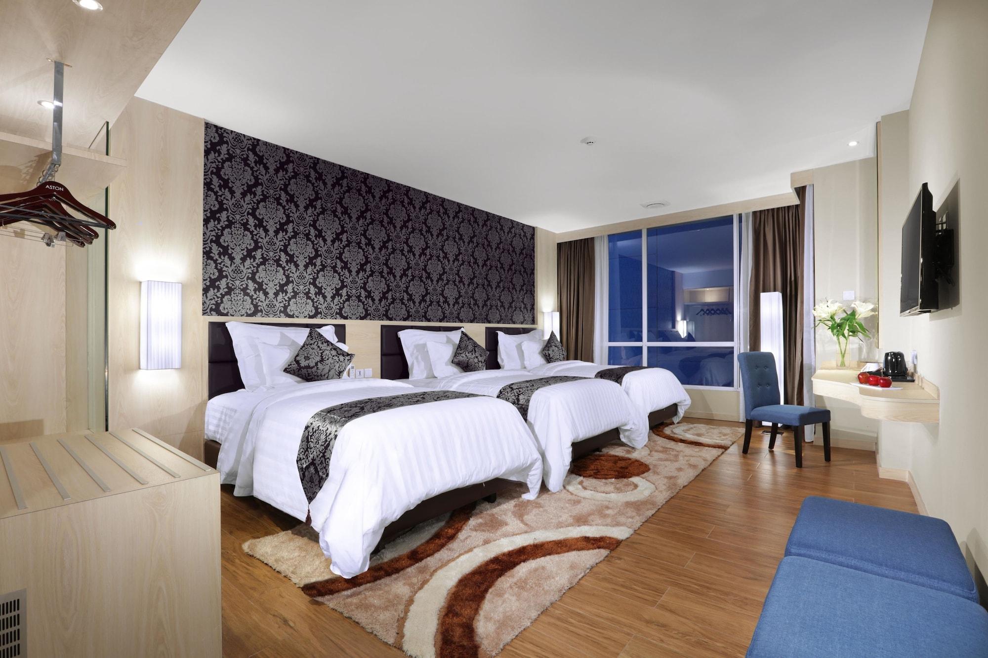 Aston Batam Hotel & Residence Nagoya Dış mekan fotoğraf