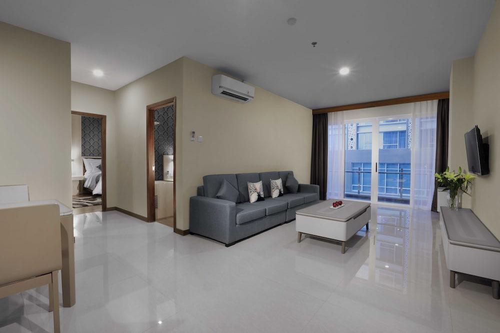 Aston Batam Hotel & Residence Nagoya Dış mekan fotoğraf