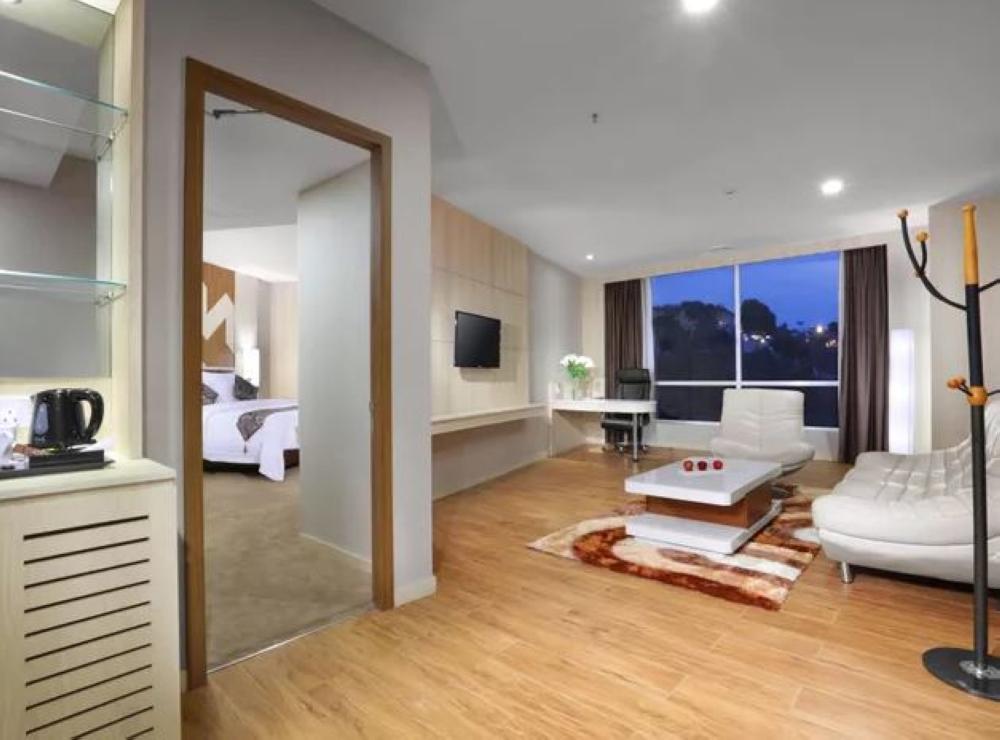 Aston Batam Hotel & Residence Nagoya Dış mekan fotoğraf