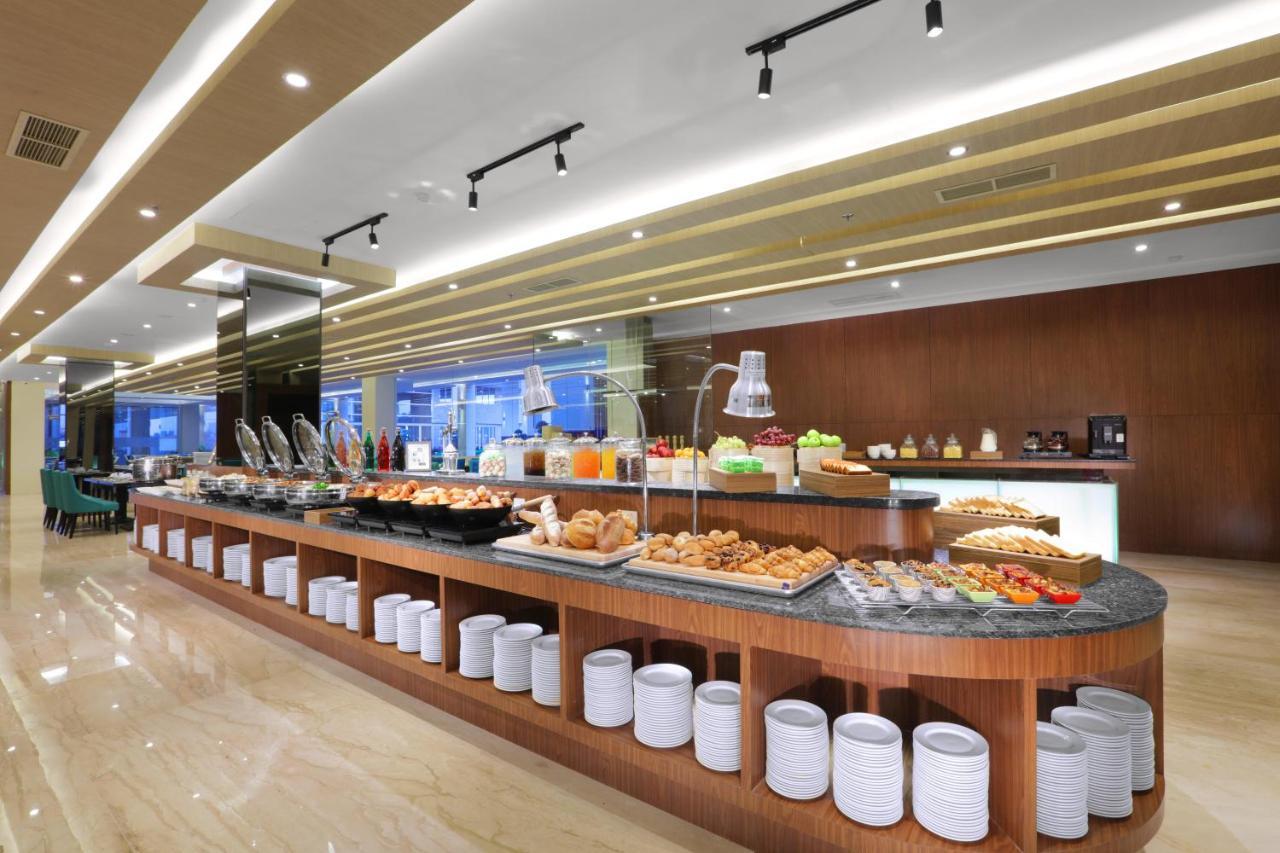 Aston Batam Hotel & Residence Nagoya Dış mekan fotoğraf