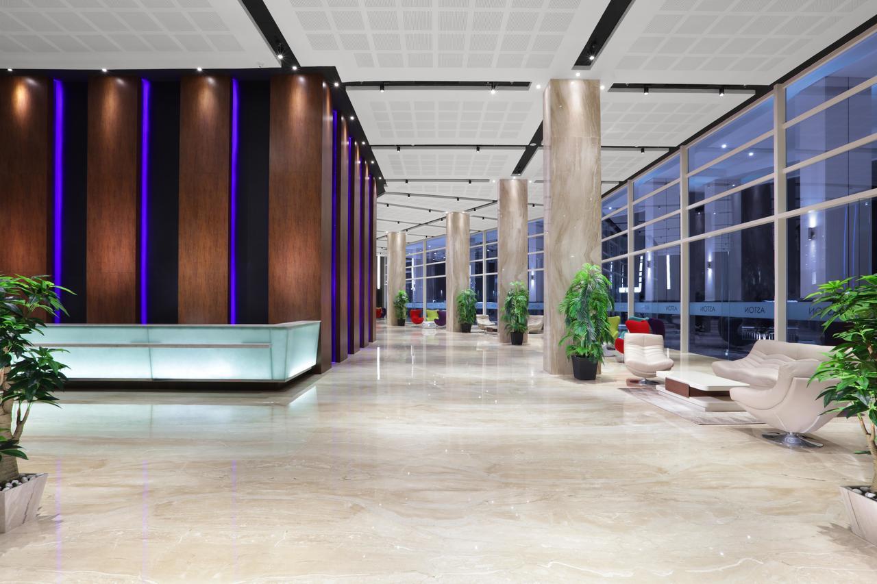 Aston Batam Hotel & Residence Nagoya Dış mekan fotoğraf