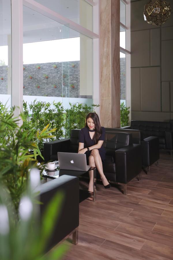 Aston Batam Hotel & Residence Nagoya Dış mekan fotoğraf