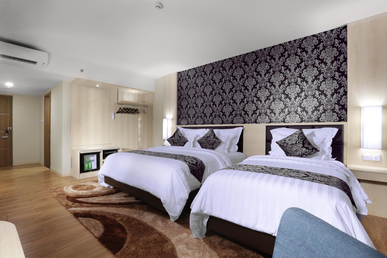 Aston Batam Hotel & Residence Nagoya Dış mekan fotoğraf