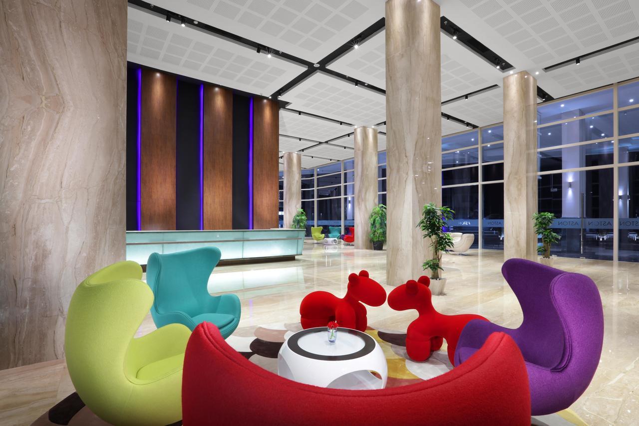 Aston Batam Hotel & Residence Nagoya Dış mekan fotoğraf